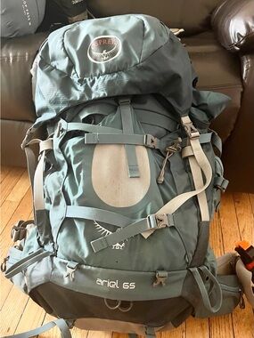Osprey Ariel 65 Women’s XS Backpacking  Teal-Green Pack 65L